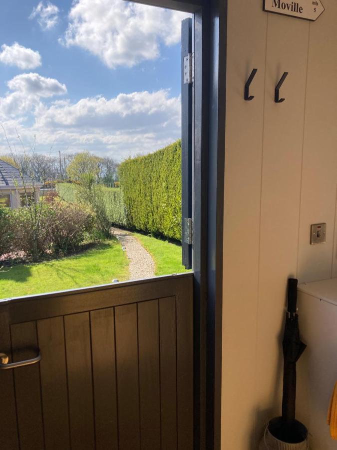Atlantic Way Shepherd Hut Moville Eksteriør bilde